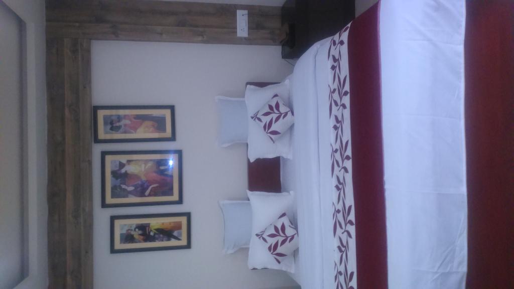 Breeze Hotel Siliguri Exterior foto