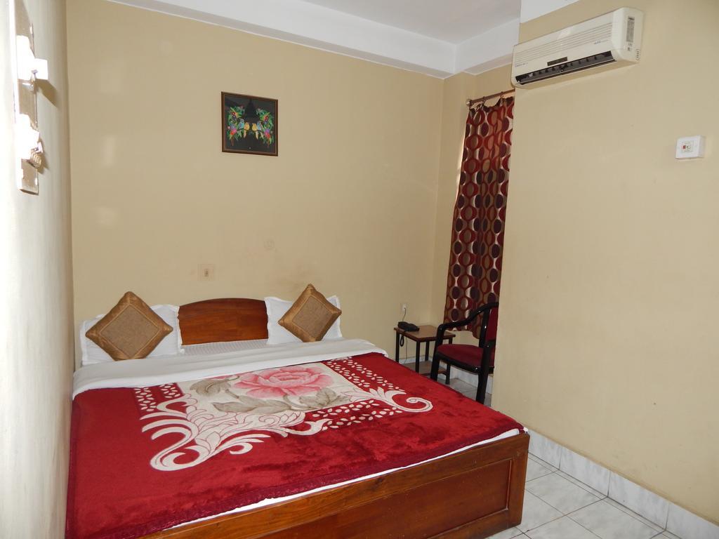 Breeze Hotel Siliguri Cameră foto
