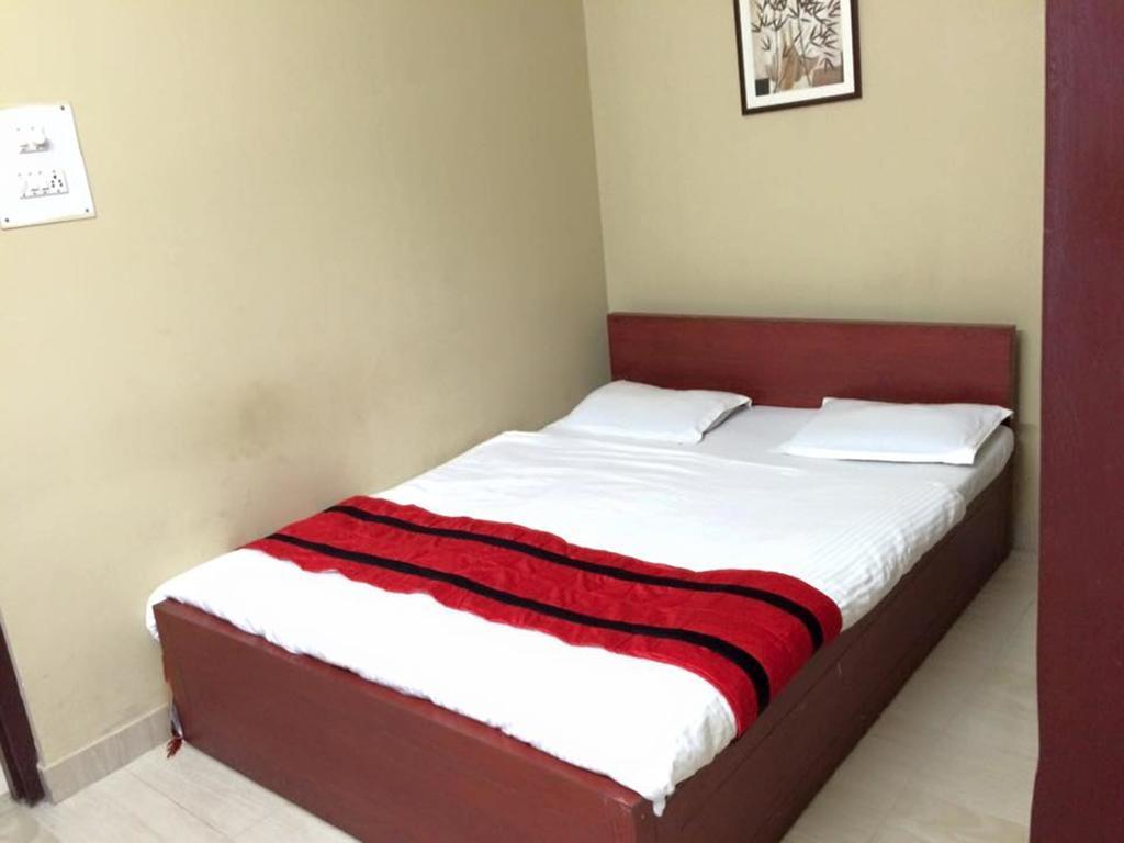 Breeze Hotel Siliguri Cameră foto
